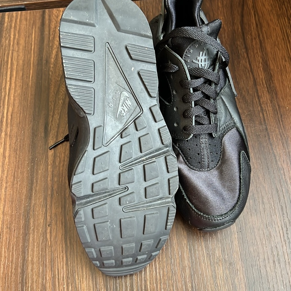 Black Nike Slightly Worn - image 2